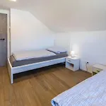 Apartment Zeichner *
