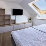 Apartment Zeichner