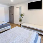 Apartment Zeichner *