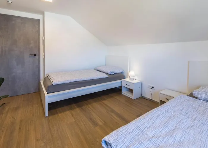 Apartment Zeichner *